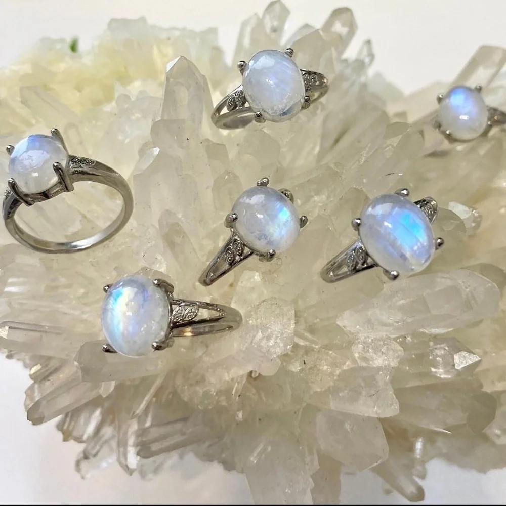 Moonstone ring - Picture 1 of 4